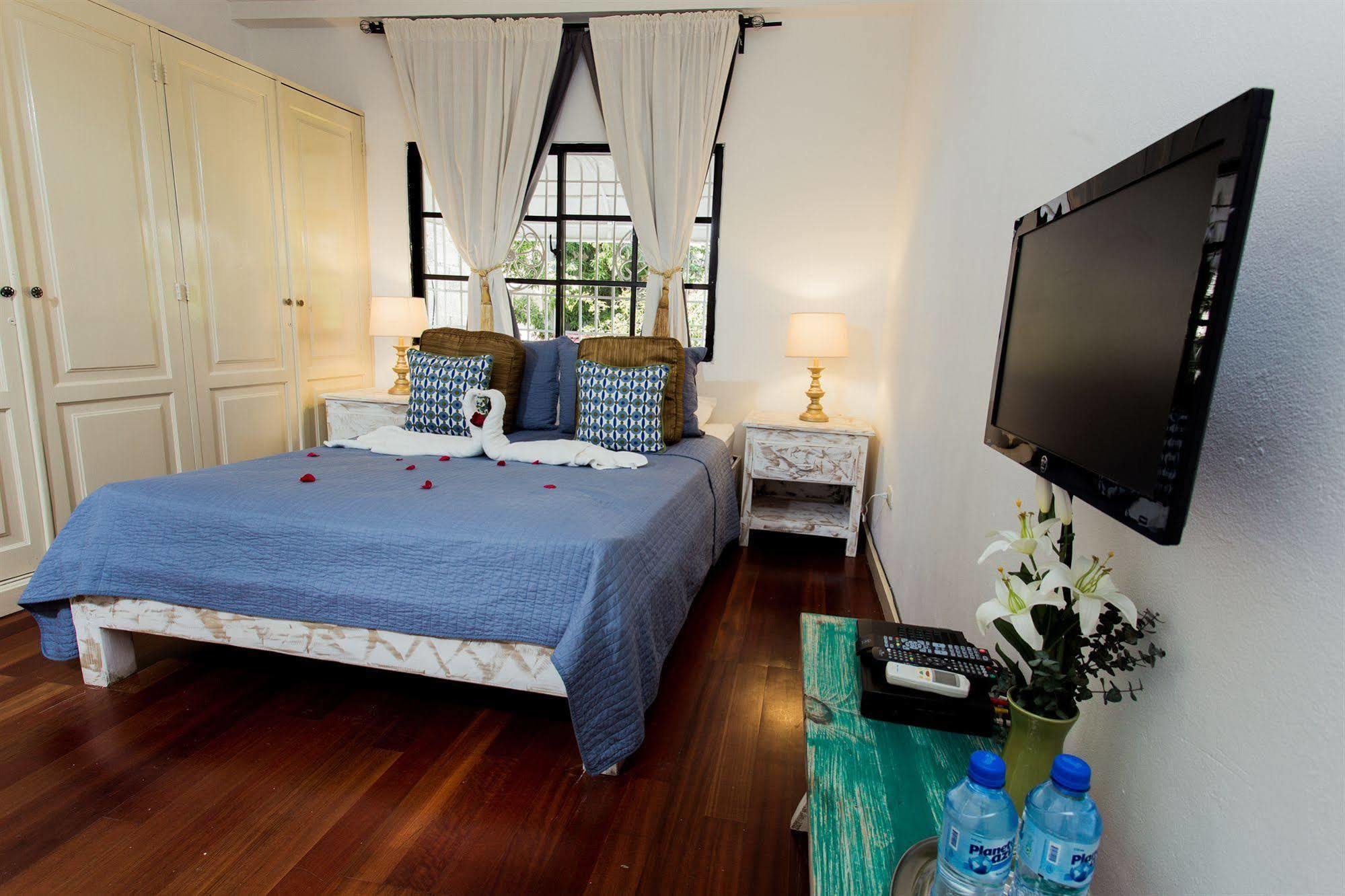 Hotel Portes 9 Santo Domingo Bagian luar foto