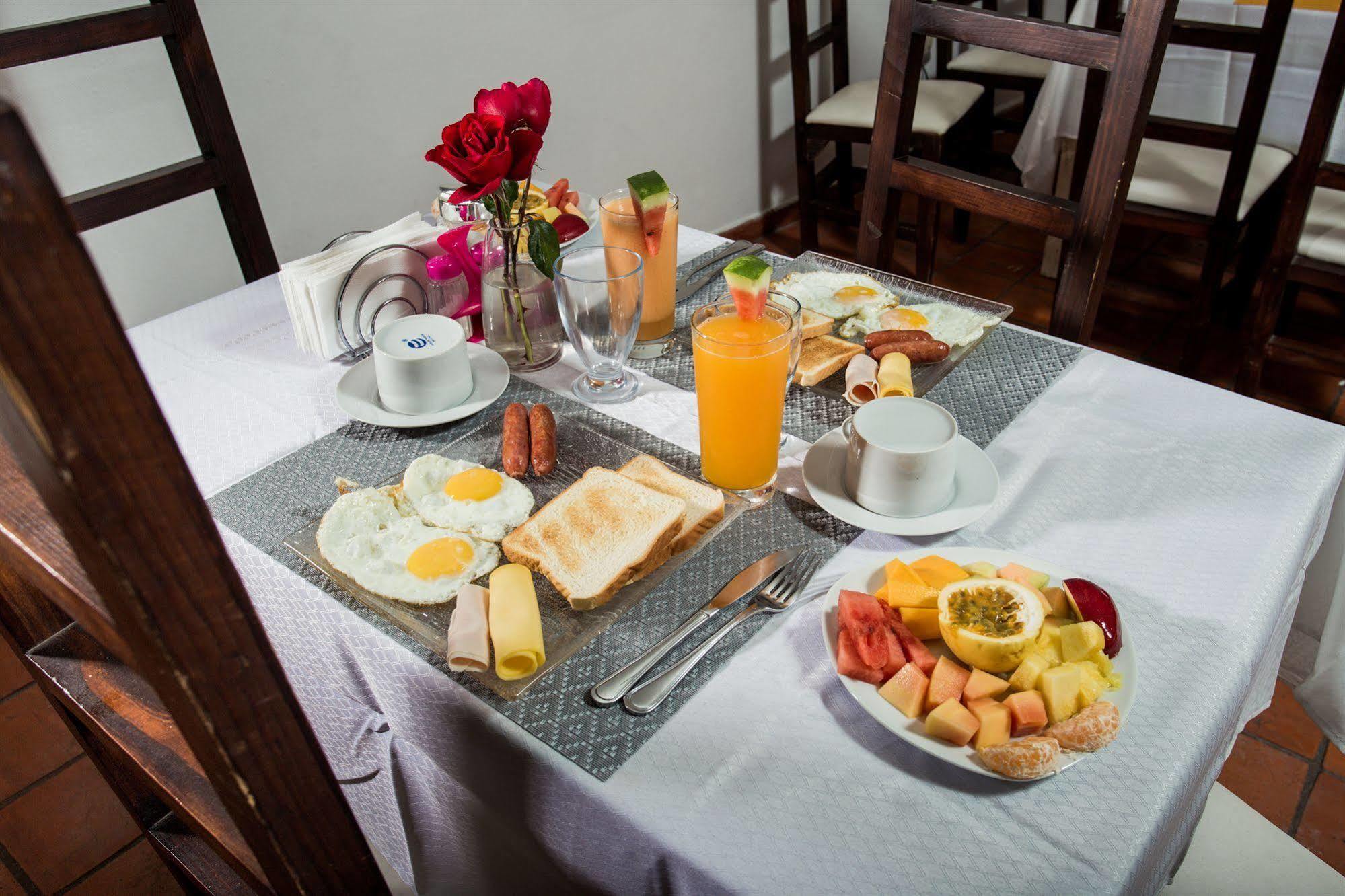 Hotel Portes 9 Santo Domingo Bagian luar foto